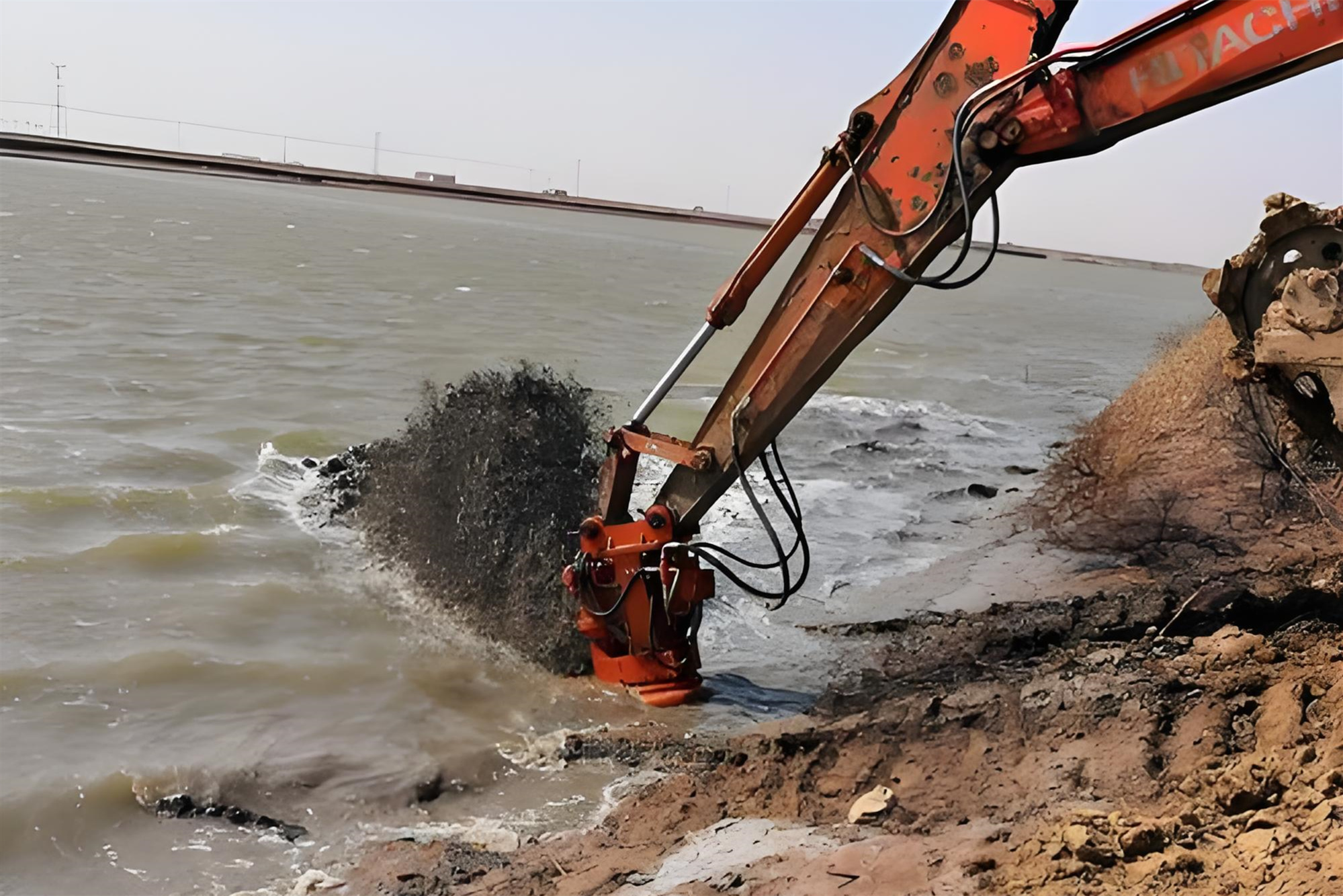 廣西貴港挖機(jī)清淤施工隊(duì) - 挖機(jī)清淤每立方成本怎么計(jì)算?